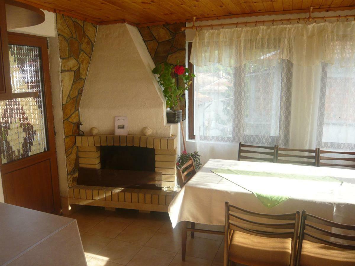 Guest House Denitsa トリグラド エクステリア 写真